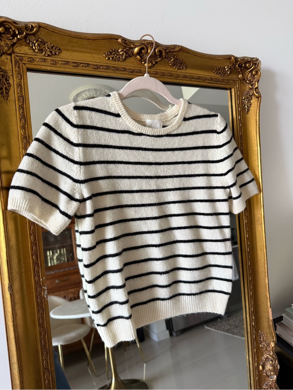 H&M Top - Picture 3 of 5